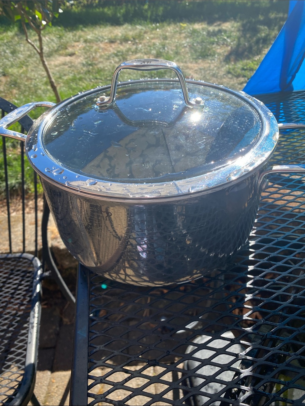 Preowned Henkel’s Stainless Steel Stockpot with Glass Lid - coated 6 quarts Good